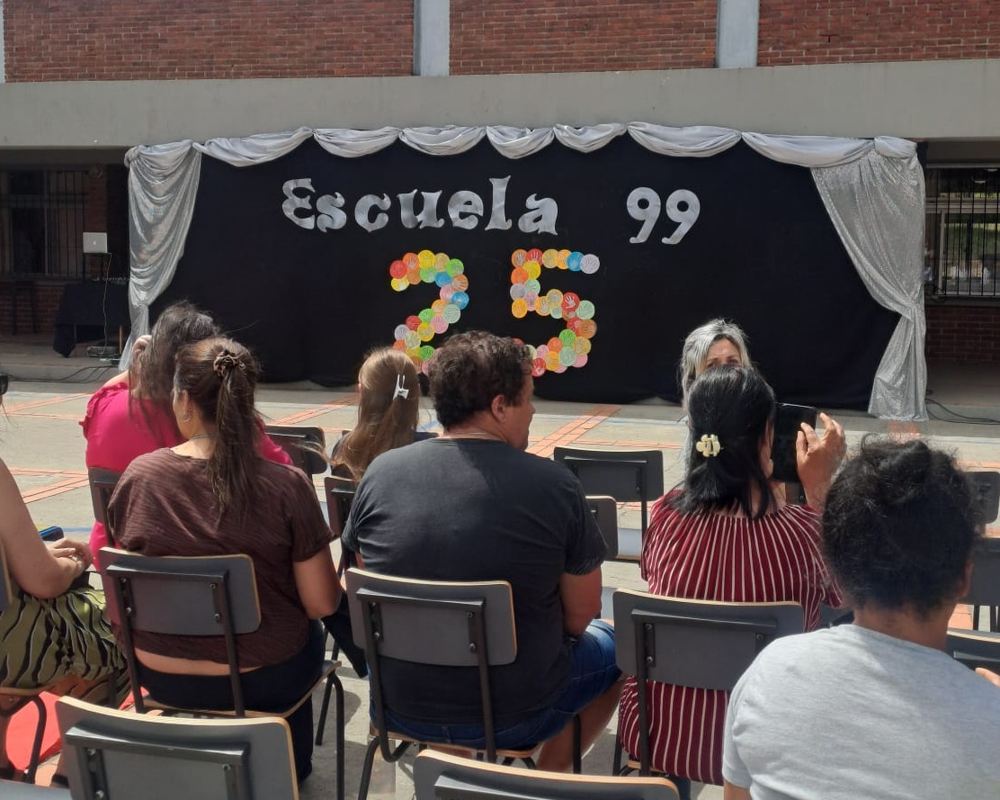 escuela 99 tu nuevo futuro