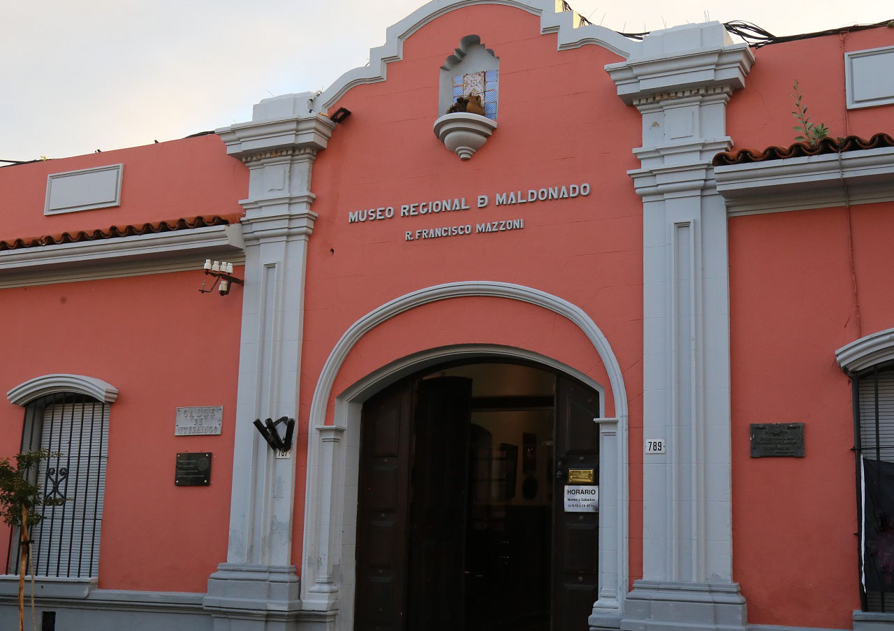 El libro “Abedules” será presentado en el Museo Regional Francisco ...