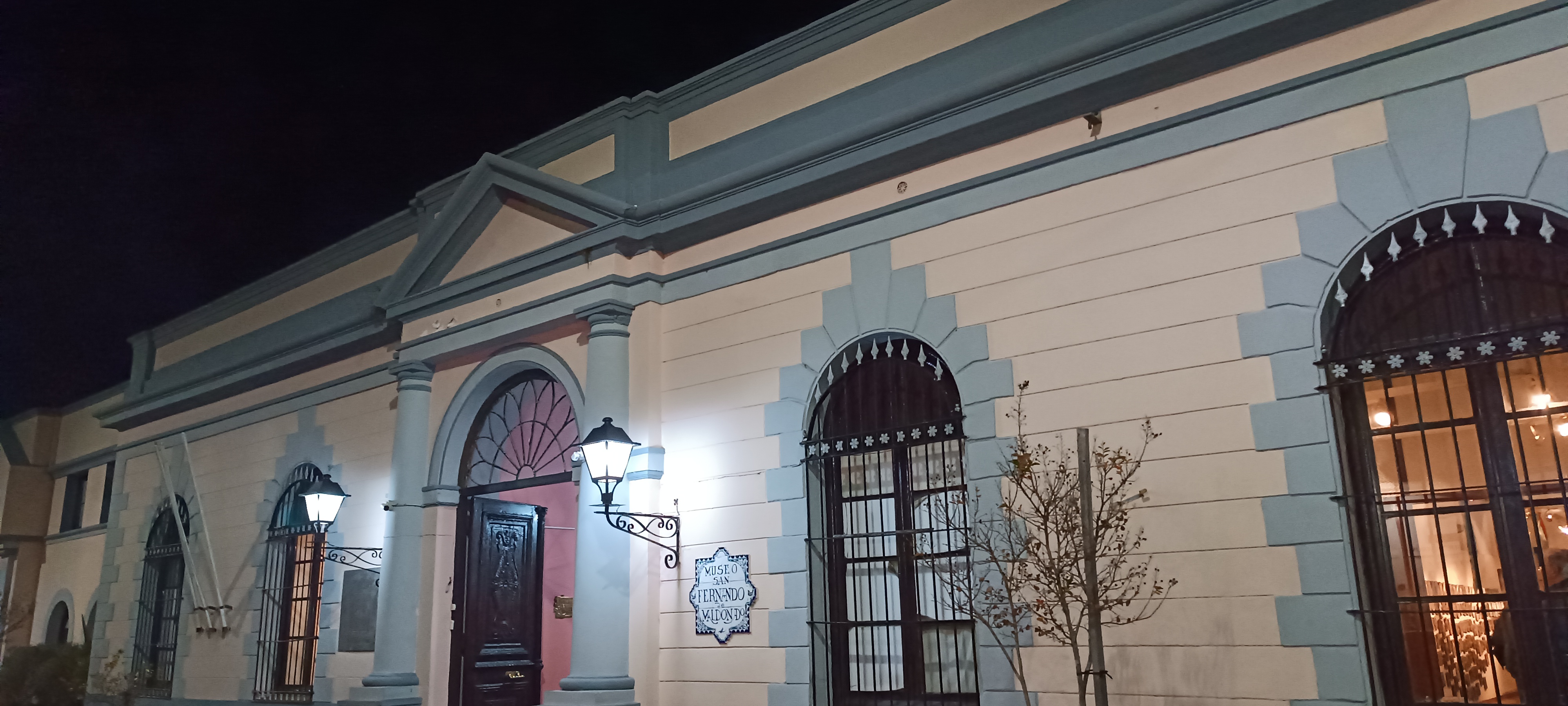 Casa de la Cultura de Noche