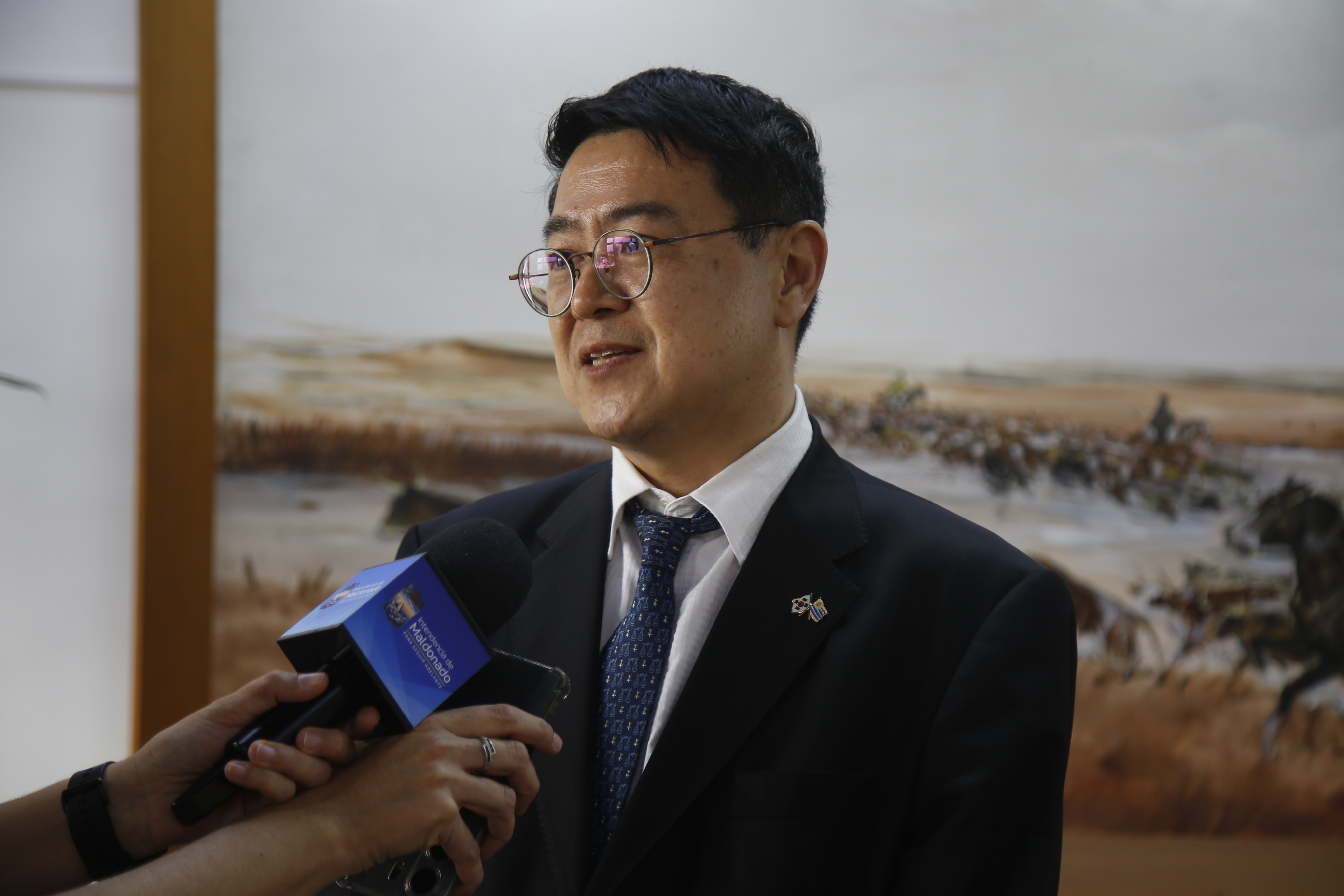 embajador corea abella 