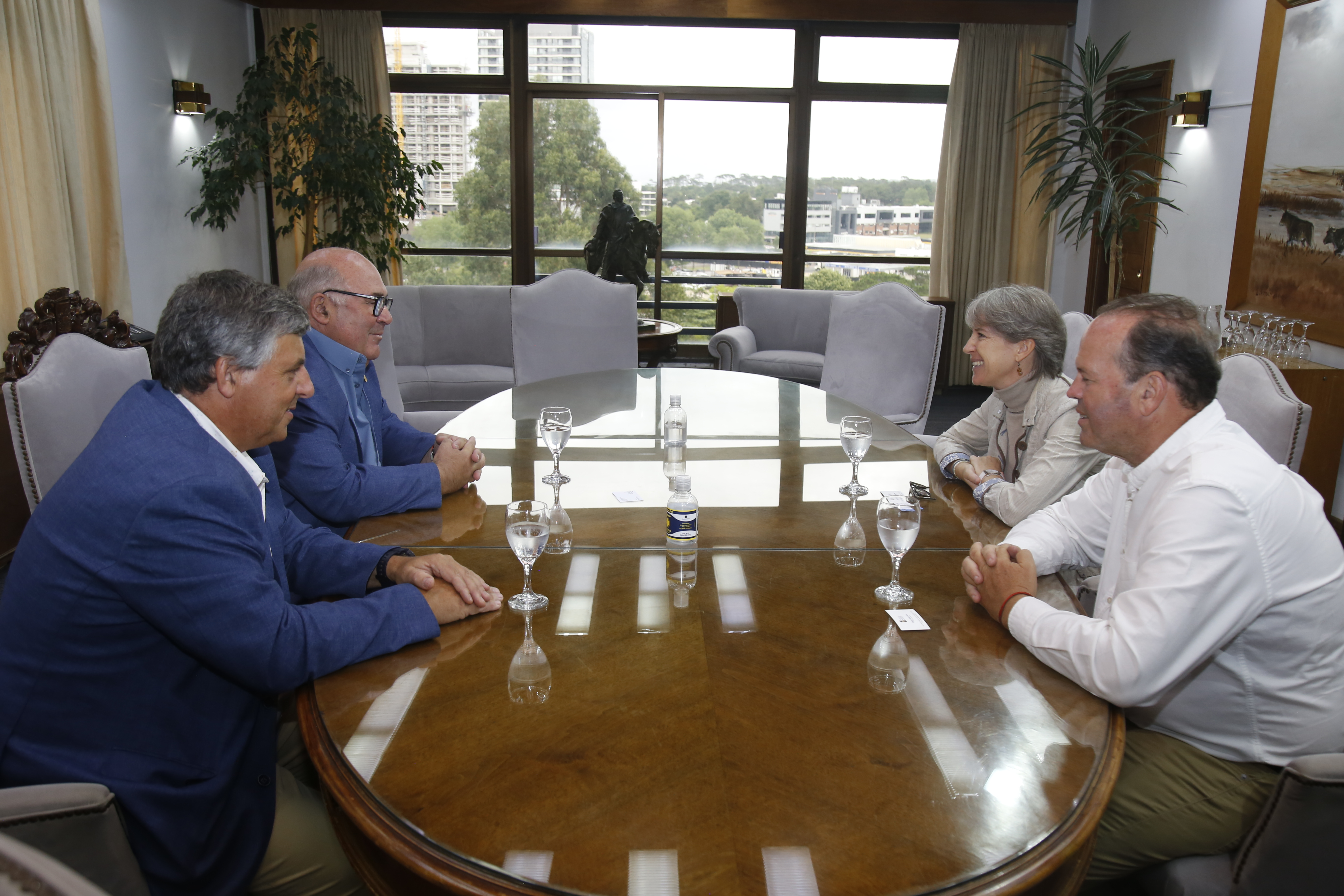 abella embajadora francia 